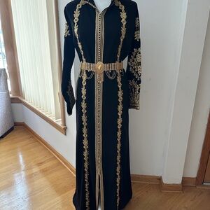 Elegant Black and Gold Embroidered Dubai abaya